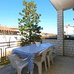Leni Apartmán *