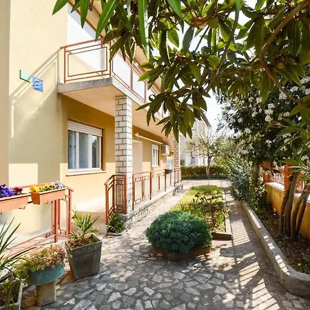 Leni Apartament Pula